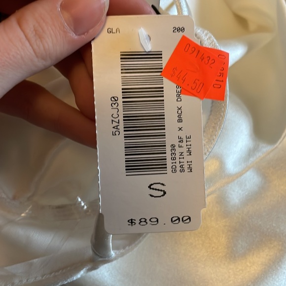 White satin mini dress, size small - Picture 4 of 4